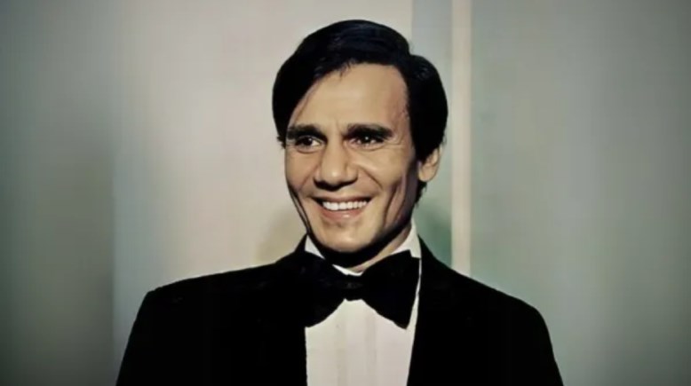 الفنان الراحل عبد الحليم حافظ