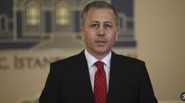 وزير الداخلية التركي علي يرلي كايا