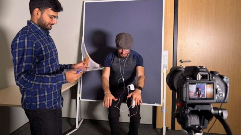 قياس ضغط الدم بستخدام الذكاء الاصطناعي