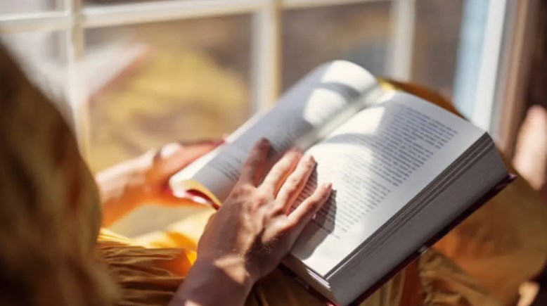 هل تعلم عن القراءة للإذاعة المدرسية للطلاب