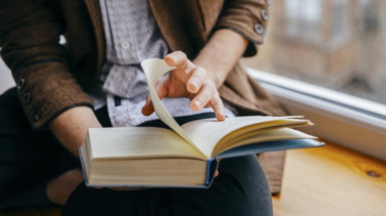 موضوع تعبير عن القراءة للصف السادس الابتدائي 2025-2026