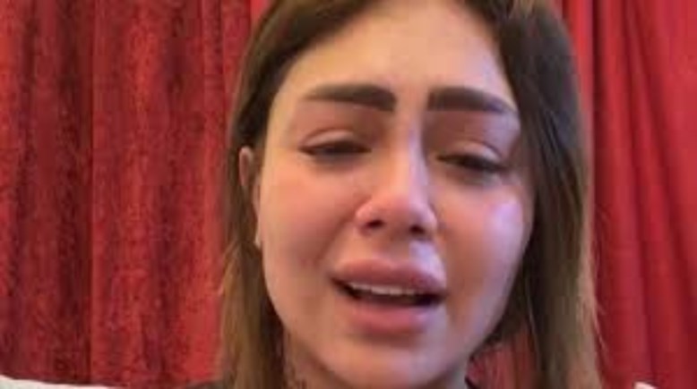 هدير عبد الرازق 