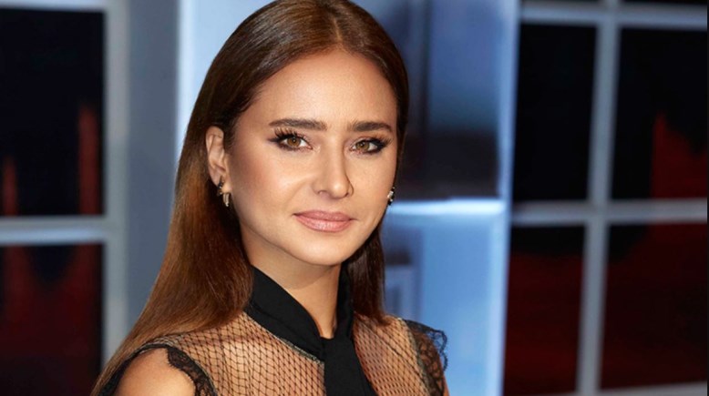 الفنانة نيللي كريم 