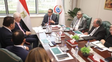 وزير الصحة خلال لقائهه بالرئيس الرئيس التنفيذي لمجموعة Curagita والرئيس التنفيذي لشركة ACH