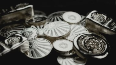 أسعار الفضة محليًا وعالميًا