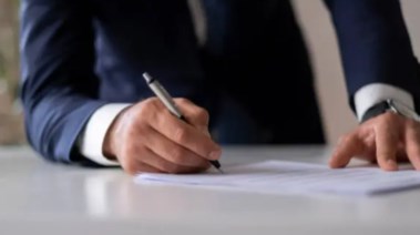 توكيلات للمصريين بالخارج - تعبيرية