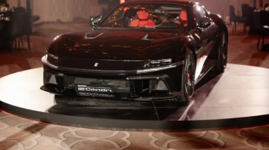 سيارة Ferrari 12Cilindri