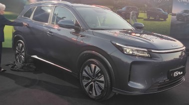 سيارة DFSK E5 PLUS