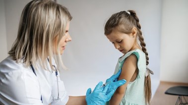 لقاح كورونا للأطفال