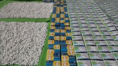 جانب من الترامادول المضبوط بحوزة المتهمين