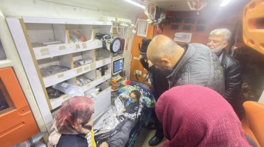 الطفلة السورية شذى بعد إنقاذها