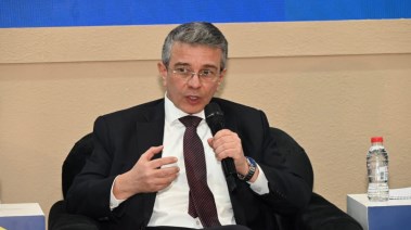 أحمد أموي رئيس مصلحة الجمارك