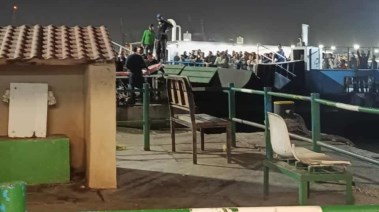 عطل مفاجئ بمعدية بورسعيد تسبب في وفاة طفل وإصابة مواطن أثناء الرسو