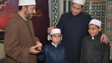 محكم دولي من طاجيكستان.. اختبار 126 متسابقًا ومتسابقة من الصغار في حفظ القرآن بمسابقة بورسعيد الدولية