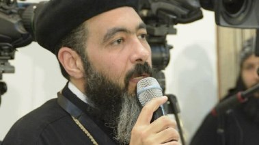 لا للحياة البرية المتوحشة داخل المدن.. المتحدث الإعلامي لمطرانية بورسعيد ينضم لقائمة ضحايا عقر الكلاب ويوجه نداءً عاجلاً للمسؤولين