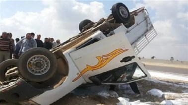  انقلاب سيارة ربع نقل_ أرشيفية 