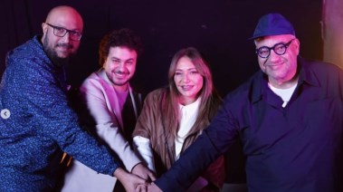 ليلى علوي وطاقم عمل فيلم "ابن مين فيهم؟"