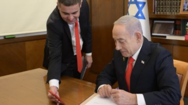 رئيس الوزراء الإسرائيلي بنيامين نتنياهو في حديثه مع رئيس أرض الصومال