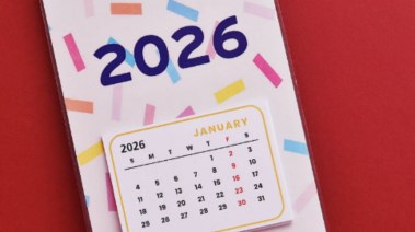 تقويم شهر يناير 2026، المواعيد الكاملة والإجازات الرسمية