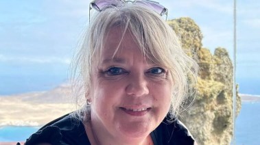 السيدة لورا إيزوم