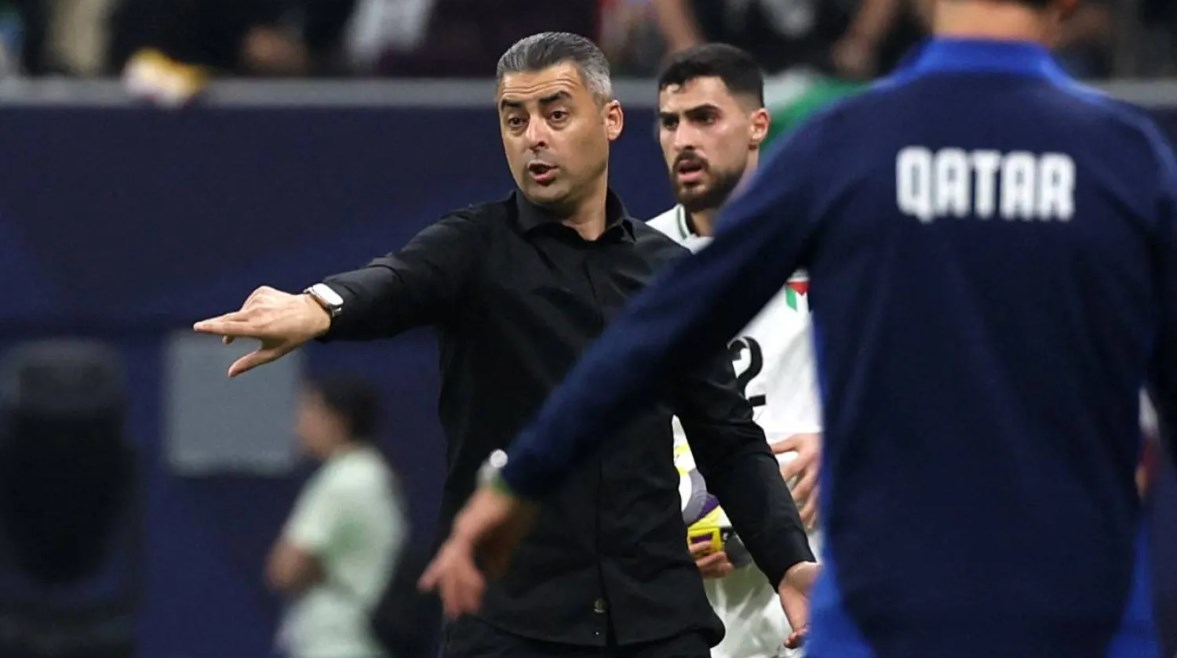 إيهاب أبو جزر