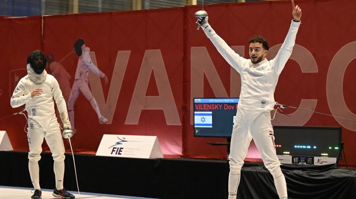 محمد السيد يتوج بذهبية كأس العالم للسلاح