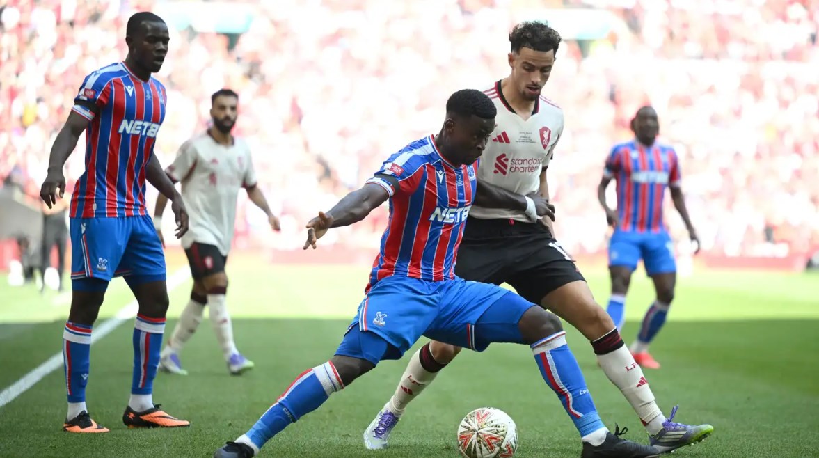 كريستال بالاس 