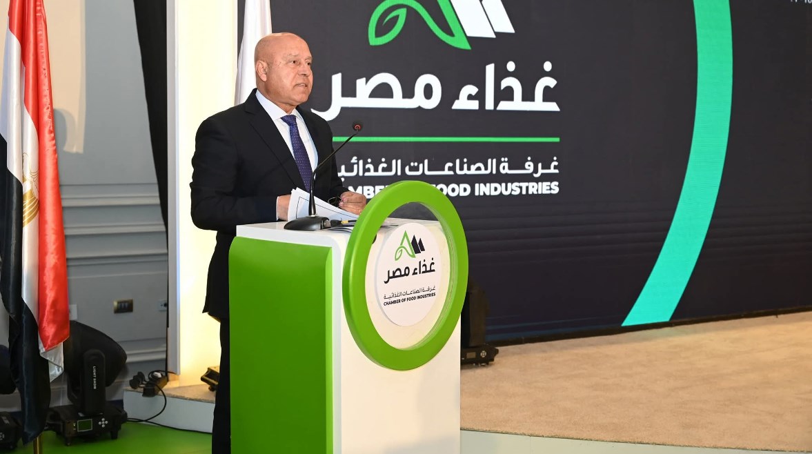 نائب رئيس مجلس الوزراء للتنمية الصناعية وزير الصناعة والنقل، الفريق مهندس كامل الوزير