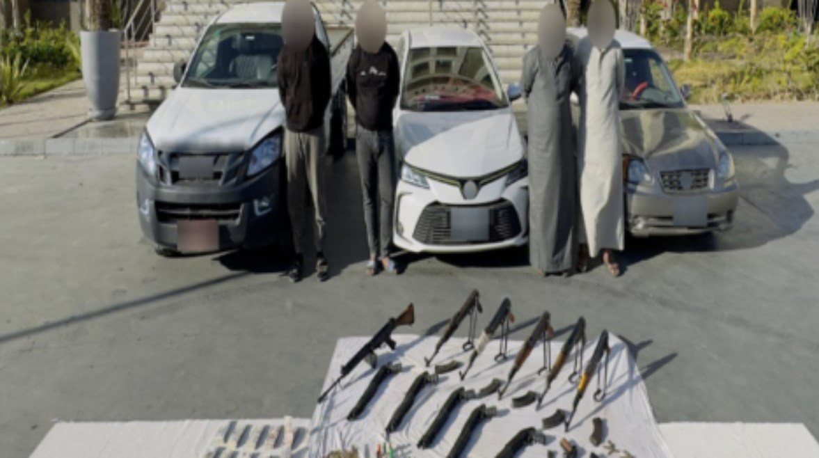 المتهمين والمضبوطات 