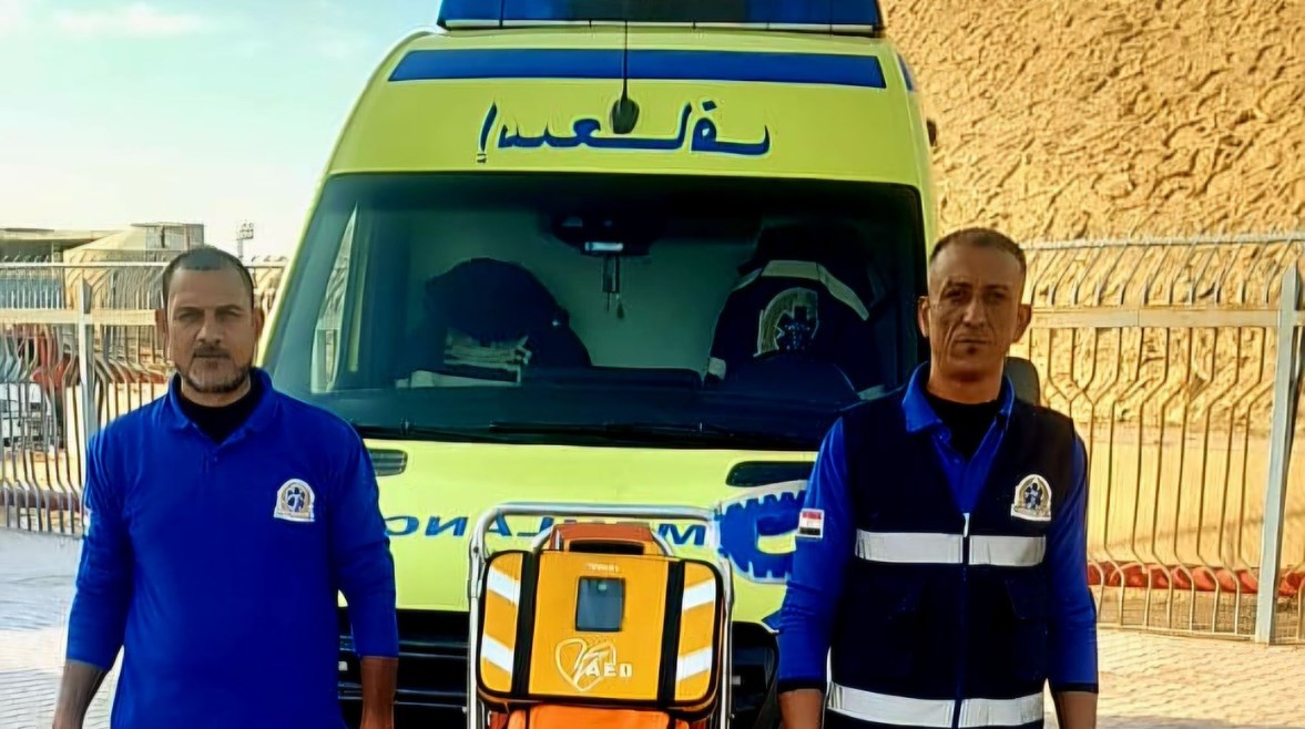 فريق المسعفين