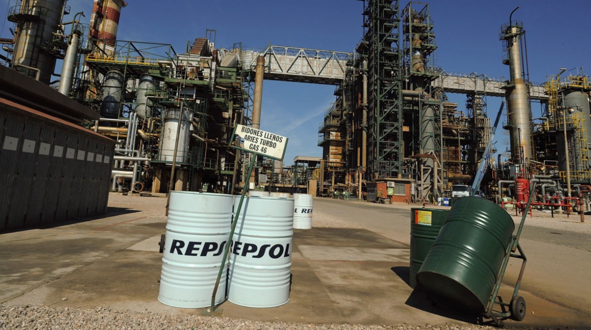 الطلب العالمي على الوقود الأحفوري