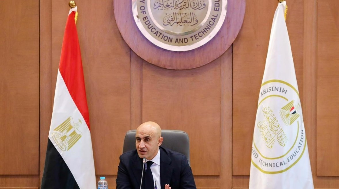 وزير التربية والتعليم محمد عبد اللطيف