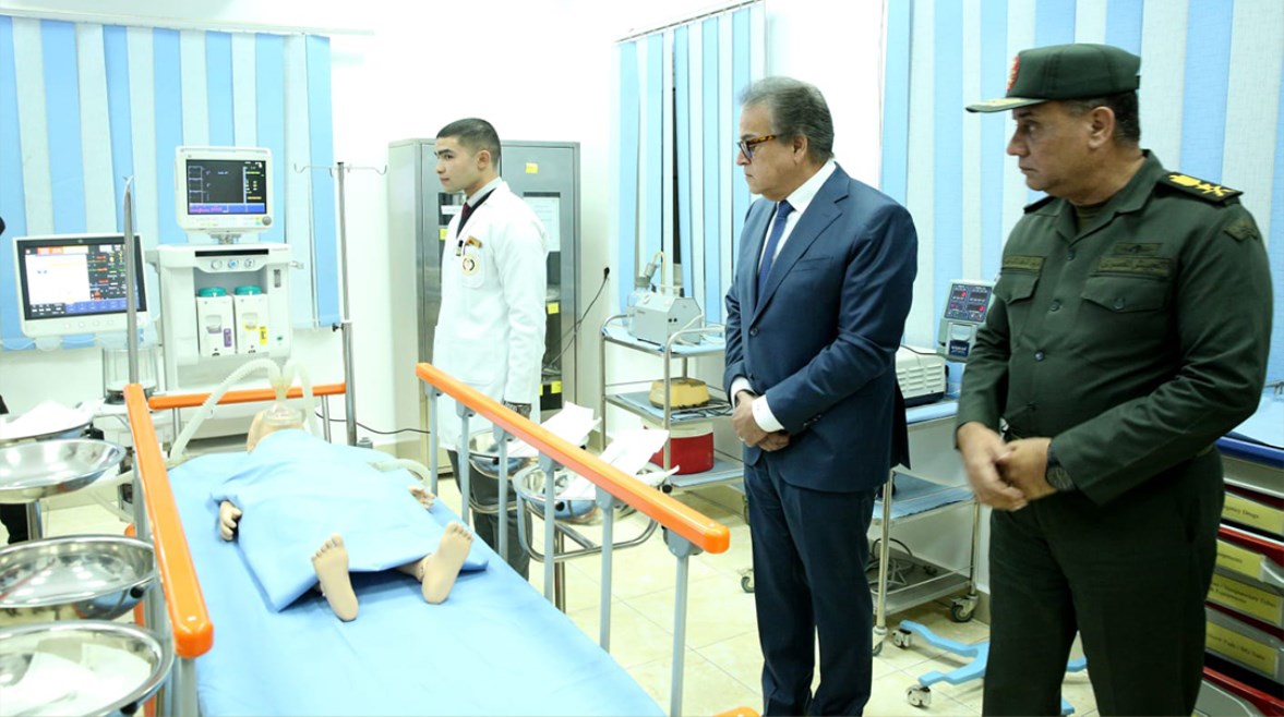 خالد عبدالغفار وزير الصحة