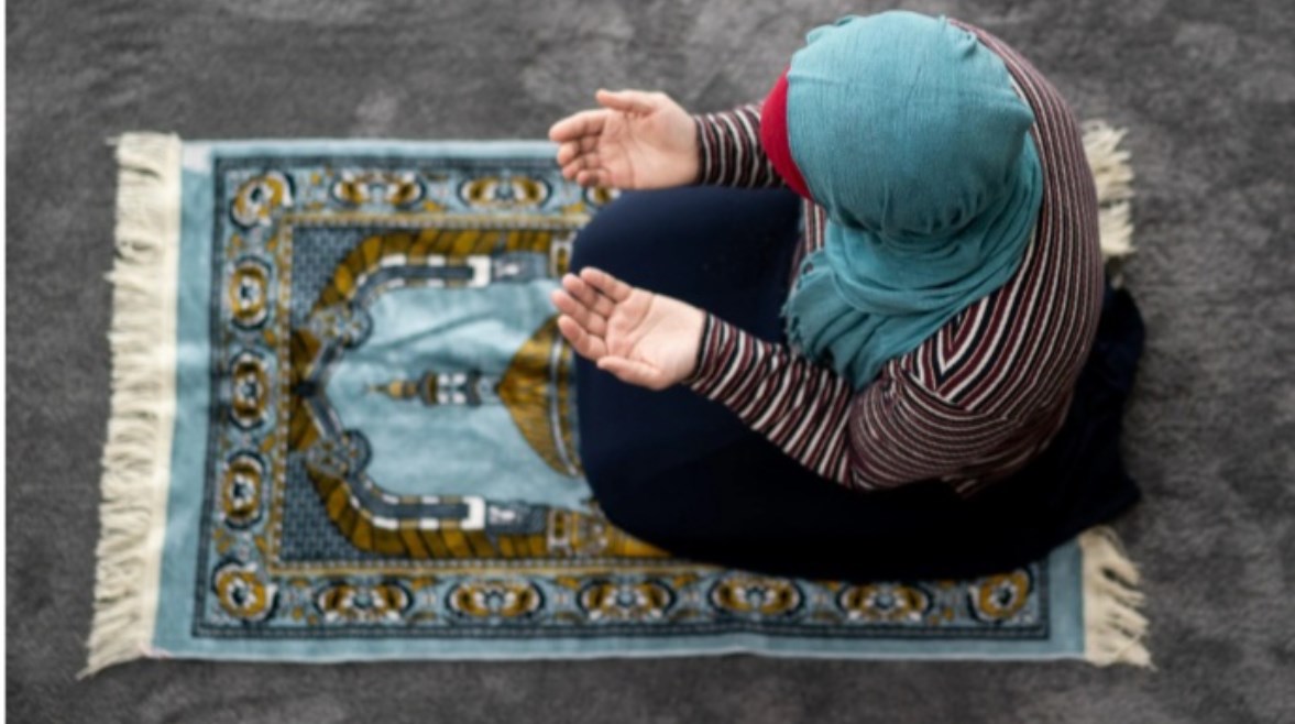 دراسة بريطانية تكشف تأثير حرب غزة وكثرة الظلم في اعتناق الإسلام 