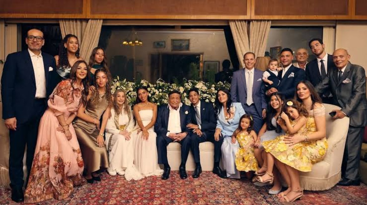 عادل إمام في عقد قران حفيده