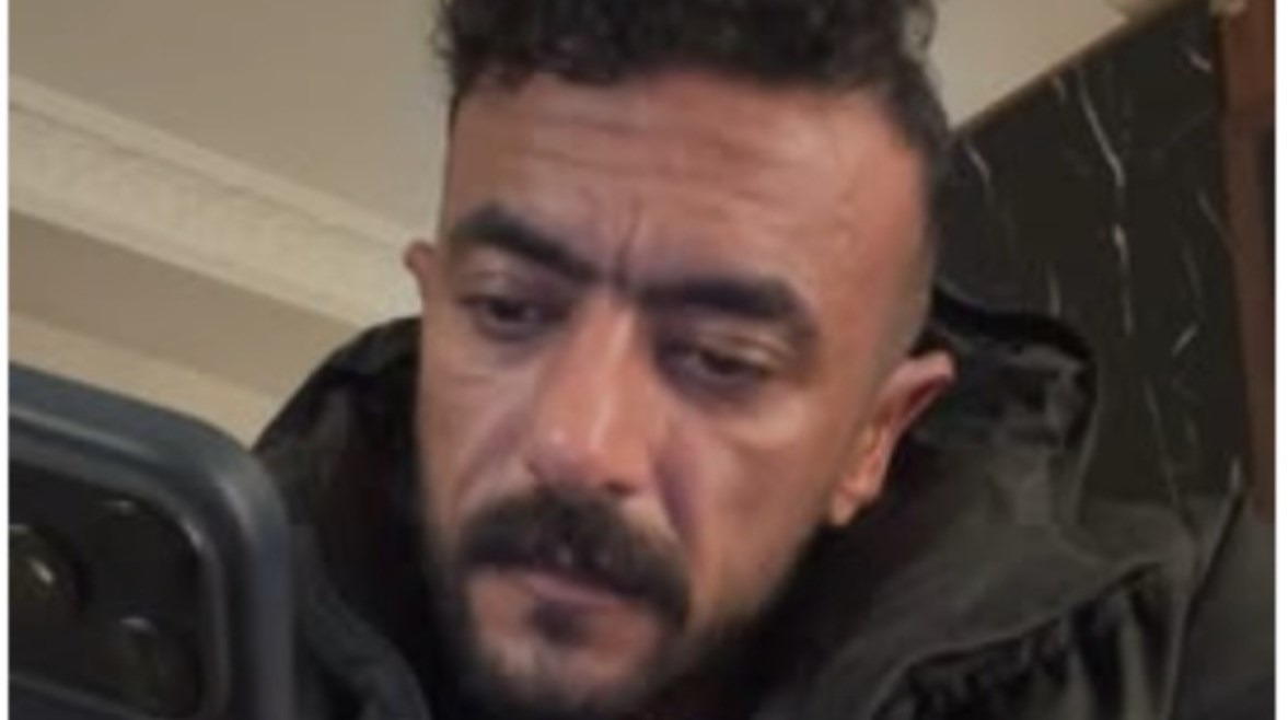 أحمد العوضى في بث مباشر على فيسبوك