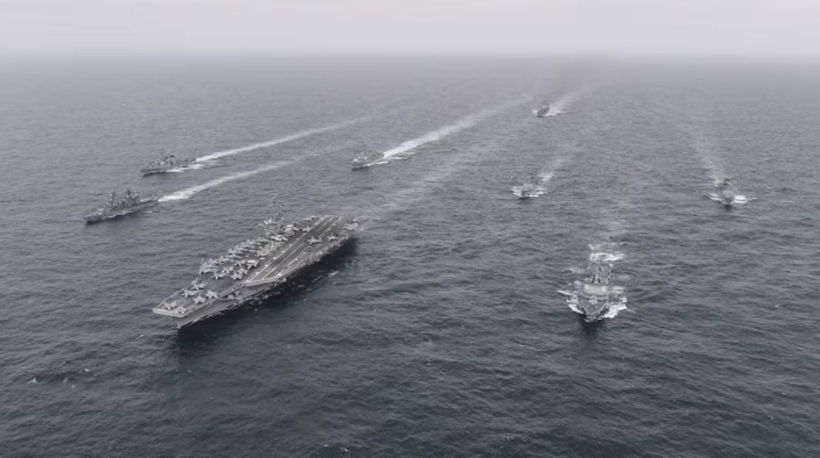 سفن حربية في تدريبات مشتركة بين أمريكا وكوريا الجنوبية 