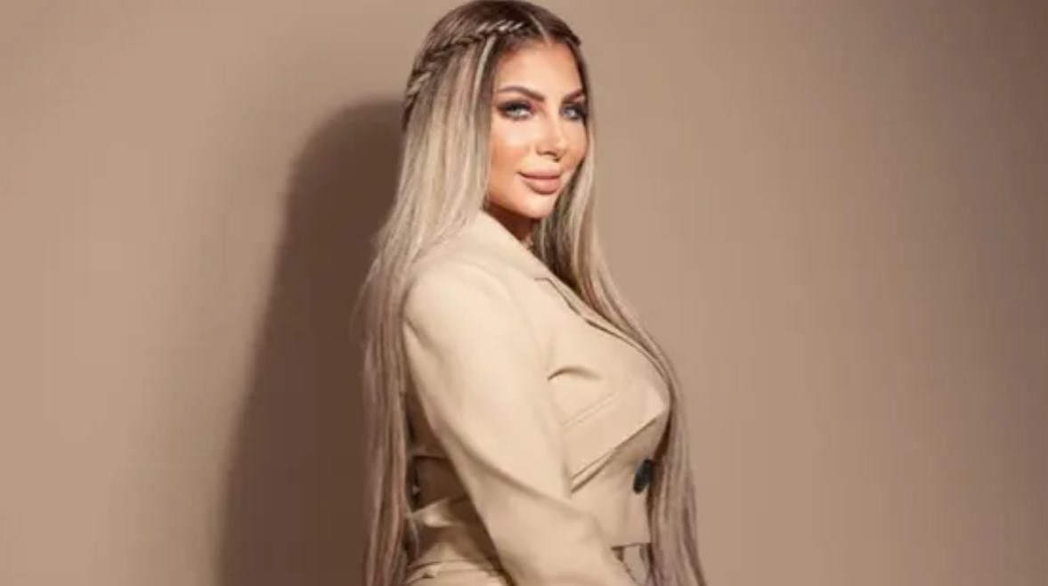  المنتجة الفنية سارة خليفة