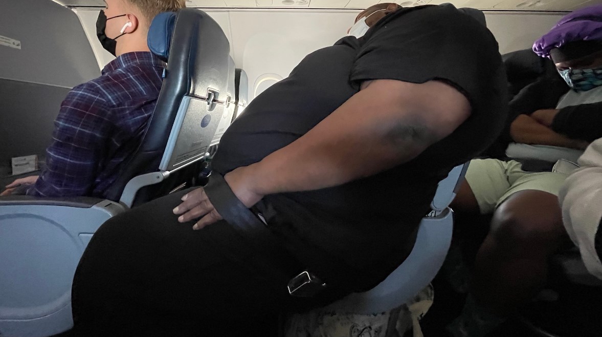 سياسة المقاسات الكبيرة- تعبيرية