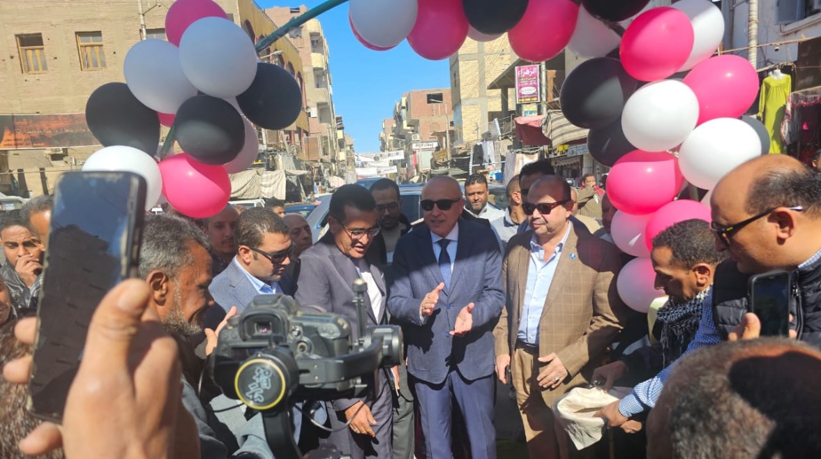 محافظ الأقصر عبدالمطلب عمارة