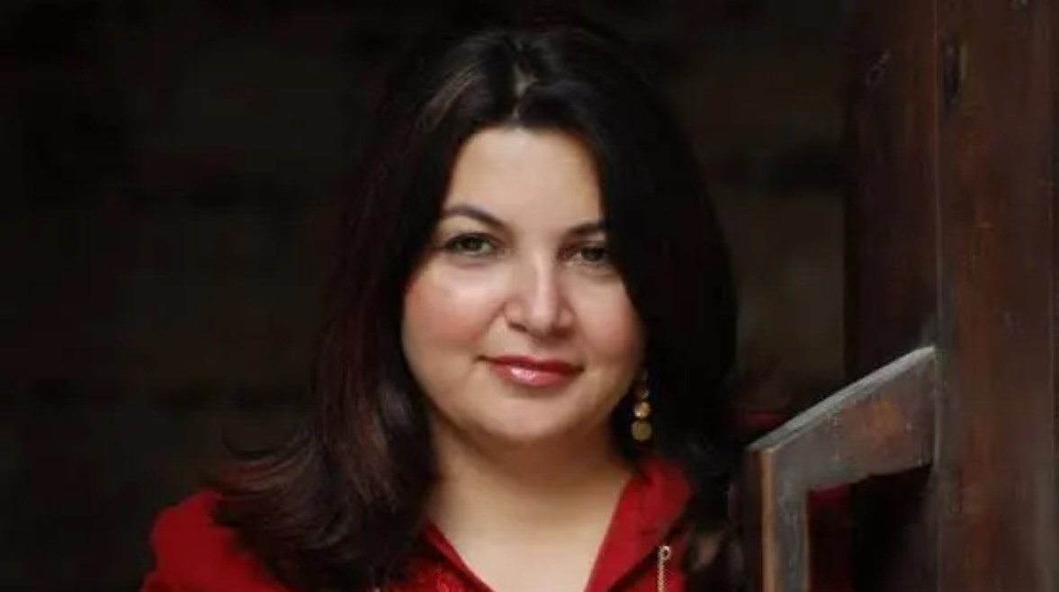 الكاتبة ميرال الطحاوي