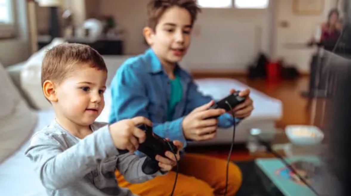 العاب إلكترونية 