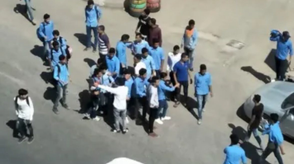 فوضى في محيط مجمع الجلاء بطنطا.. مشاجرة طلابية تنتهي بإصابة 9 ونقلهم للمستشفى وسط تحرك أمني عاجل