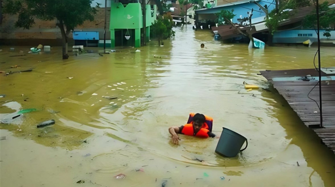 فيضانات إندونيسيا