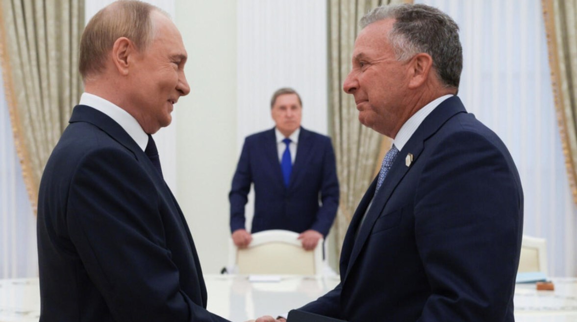 المبعوث الأمريكي ستيف ويتكوف والرئيس الروسي فلاديمير بوتين