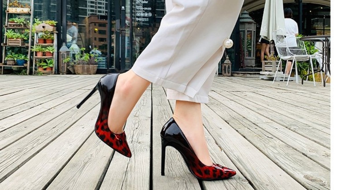 الكعب العالي