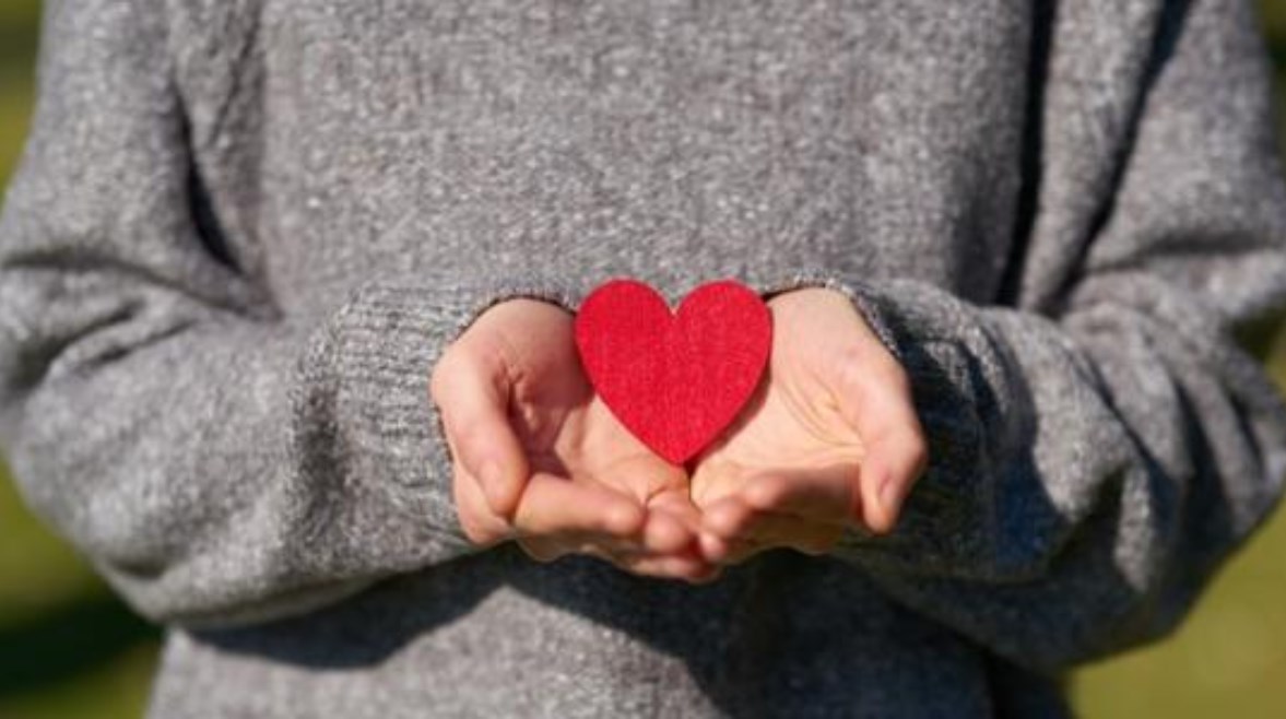 موضوع تعبير عن الحب 2025-2026