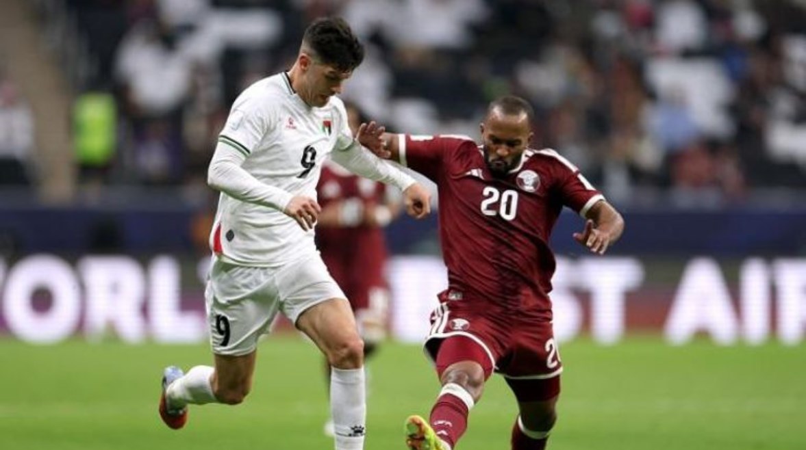 من مباراة قطر وفلسطين