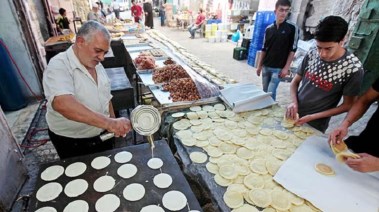 بائعو الكنافة والقطايف