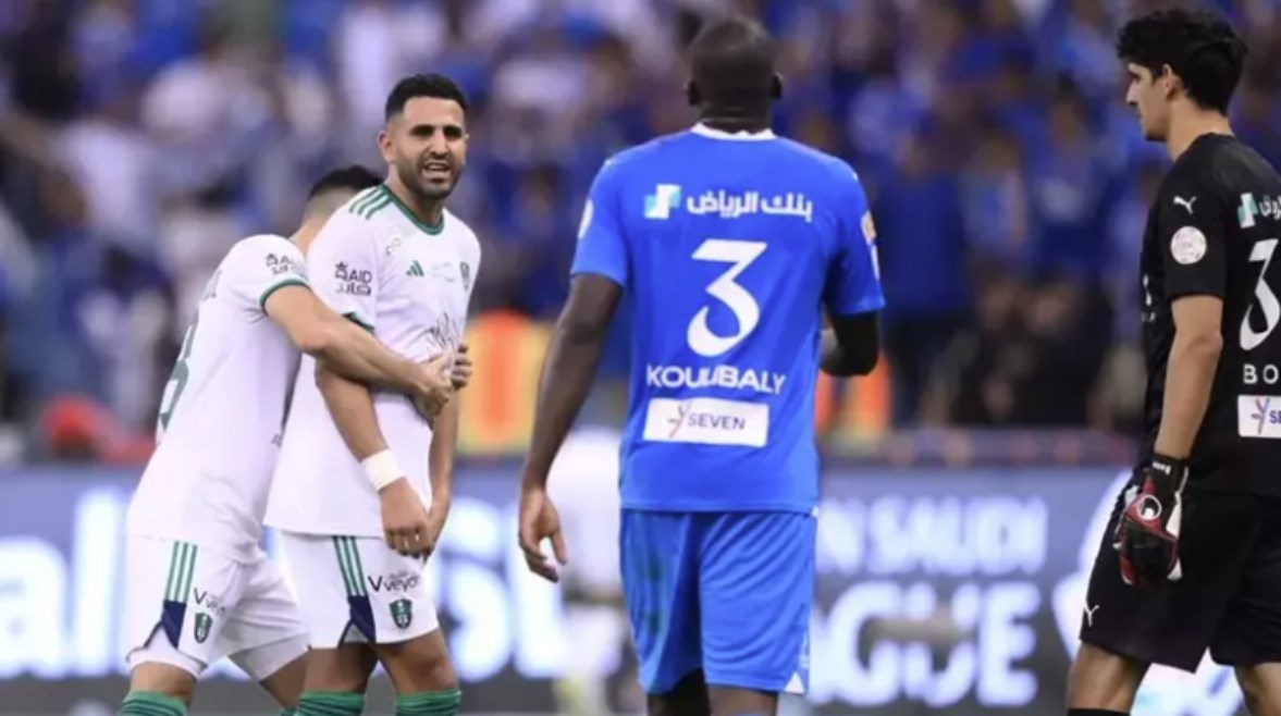 الهلال وأهلي جدة 